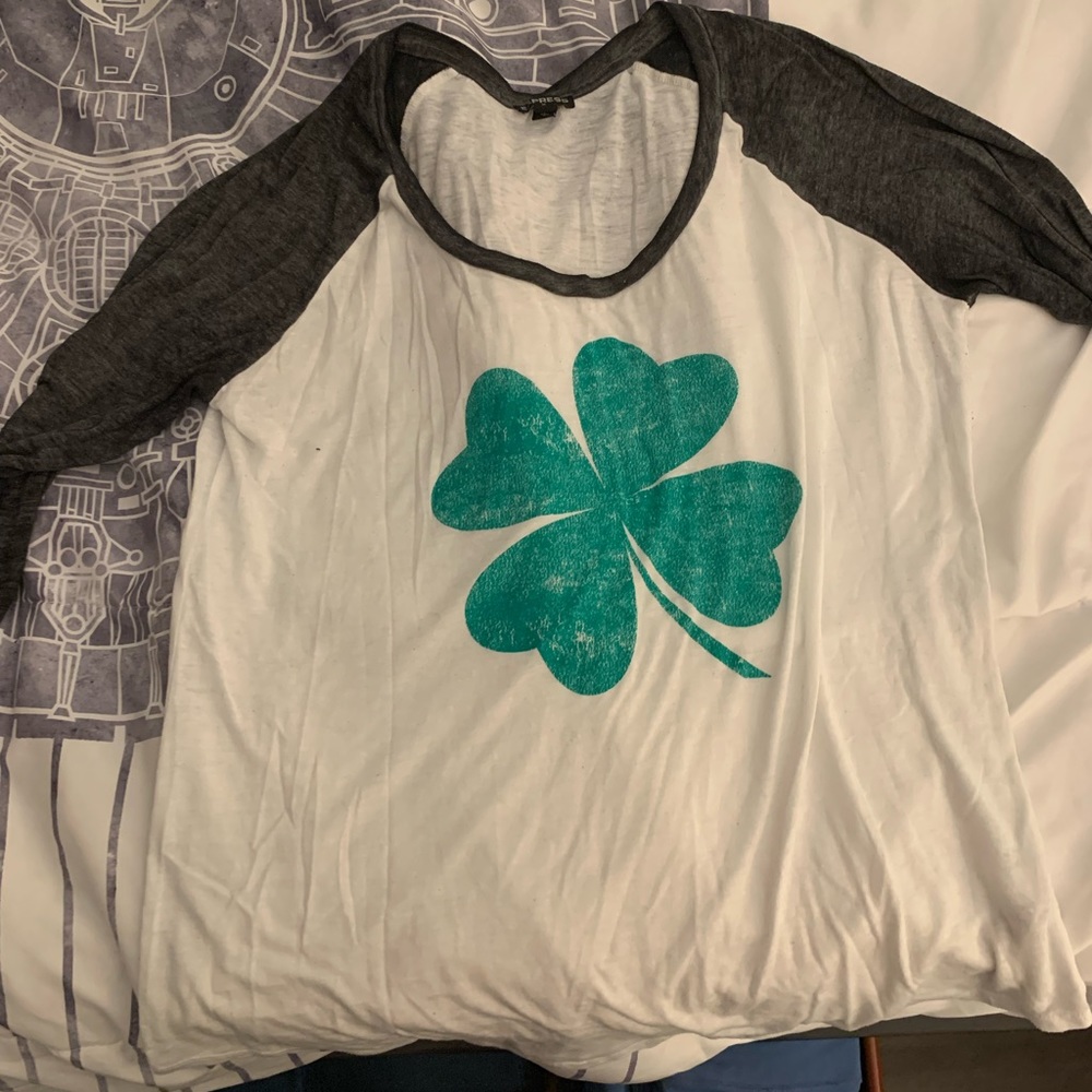 Express 3/4 shamrock tee